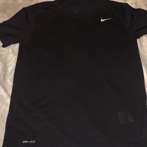 Nike Other - NIKE T-shirt short sleeve dri fit size M